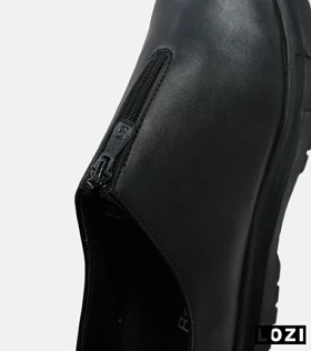 کفش کتانی مردانه مشکی BERSHKA