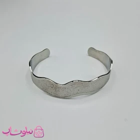 بنگل زنانه مدل منحنی استیل نقره ای رنگ کد 1998