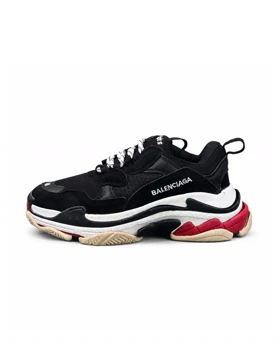 کتانی خارجی مردانه مدل بالنسیاگا تریپل اس رنگ مشکی Balenciaga Triple S (مستر کوالیتی)