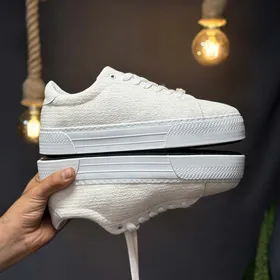 کفش مردانه مدل پول اند بیر pull&bear رنگ سفید