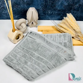 حوله دستی طرح کارمن رنگ طوسی سبز