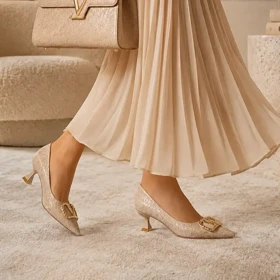 پاشنه‌بلند Valentino کرم کد Y5195