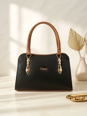 کیف زنانه دوشی طرح چلو CHLEO کد 200149 گالری روژانو قسطی (مشکی کرم)