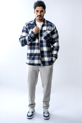 پیراهن آستین بلند پشمی جیب‌دار مردانه