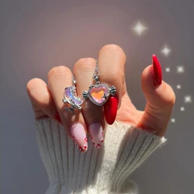 گردنبند پینترستی