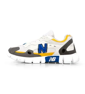 کفش ورزشی مردانه بنددار New Balance