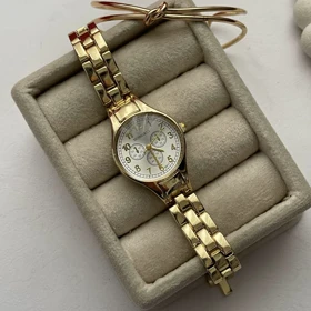 ساعت مچی زنانه طرح 3موتوره هانگری رنگ طلایی