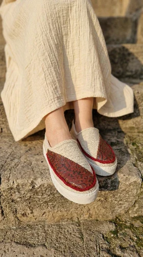 گیوه لژدار چرمدوزی 00814