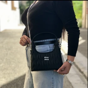 کیف miu miu وارداتی