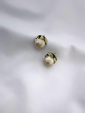 گوشواره مرواریدی