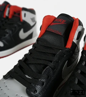 کفش کتانی مردانه و زنانه ساق‌دار مشکی طوسی قرمز NIKE jordan 1