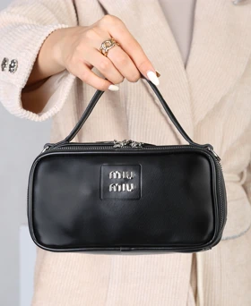 کیف زنانه چرم مینی میومیو 210 A