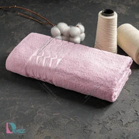 حوله حمامی طرح آرام رنگ صورتی روشن