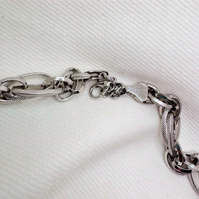 گردنبند زنجیری برند شین مدل «بیضی تراش‌دار» | با آبکاری رادیوم و درخشش نقره‌ای