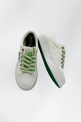 کفش پیاده روی زنانه benetton