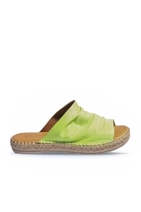 دمپایی زنانه bueno