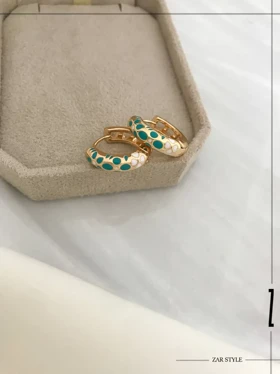 گوشواره حلقه‌ای میناکاری گل سبز