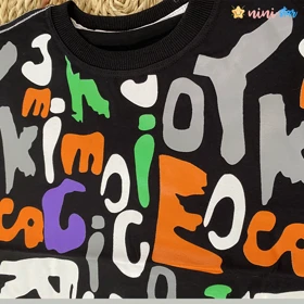 تیشرت تک پسرانه مشکی مدل حروف - مناسب 7 تا 12 سال