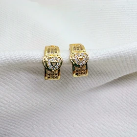 گوشواره برند شین مدل «ملکه قلب‌ها» | آبکاری طلای 24 عیار و درخشش الماس‌گونه