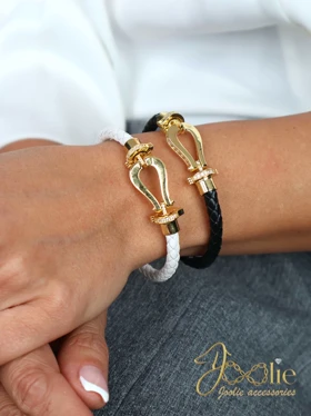 دستبند زنانه چرمی نگین‌دار کد B2223