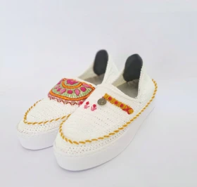 گیوه کد 01-طرح توکا سکه و پته دوزی