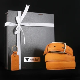 ست هدیه مردانه چرم یلسان مدل کایا کد NHL-SH-066 (عسلی)