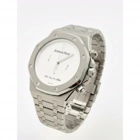 ساعتAP مهندسی نقره ای صفحه سفید زنانه