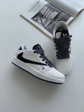 کفش LOUIS VUITTON