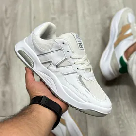 کتانی اسپرت مردانه مدل نیوبالانس NEW BALANCEرنگ سفید