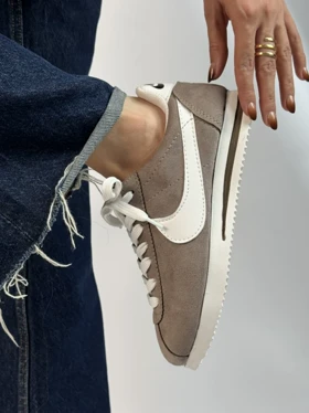 نایک کورتز 1953