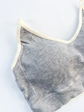 نیم‌تنه کاپ‌دار کبریتی پشت‌باز بندی