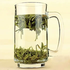 لیوان دسته دار شفاف