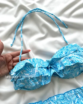 بیکینی اسفنجی