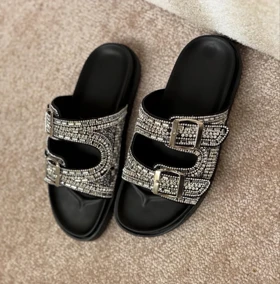 صندل زنانه مدل گلچین