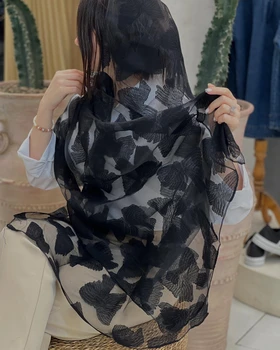 شال طرح پاپیون