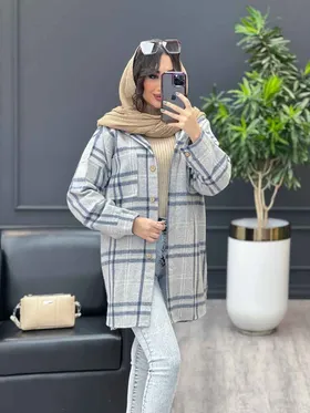 شکت کلاه دار دکمه چوبی