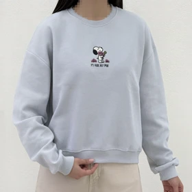 بلوز زنانه بیسکویتی طرح Snoopy | آی بولک