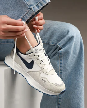کتانی زنانه دخترانه راحتی بندی Nike LC