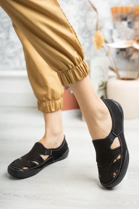 کالج زنانه jomoti jomoti