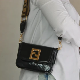کیف دستی و دوشی زنانه مدل فندی FENDI رنگ مشکی