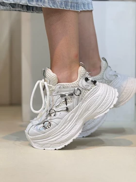 1240 کتانی زنانه بالنسیاگا پرسینگ لژ دار balenciaga