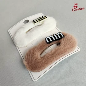 گیره مو تق تقی پشمی میومیو miumiu کد 25