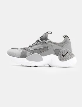 کفش ورزشی زنانه Nike