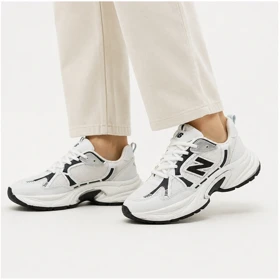 کفش کتانی زنانه نیوبالانس مدل 0679 New Balance
