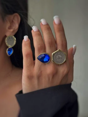 انگشتر سکه ای با نگین اشک