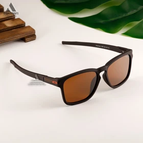 عینک آفتابی اوکلی Oakley 1939 (طیف رنگی سوم)