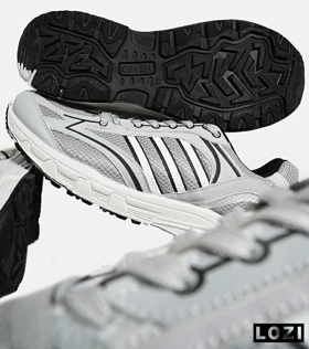 کفش کتانی بزرگ پا خاکستری ADIDAS response