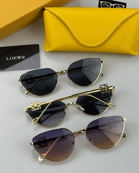 عینک آفتابی گربه‌ای
