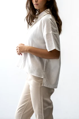 شومیز آستین کوتاه پشت بلند زنانه