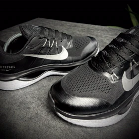 کتانی رانینگ نایک مدل زوم پرول